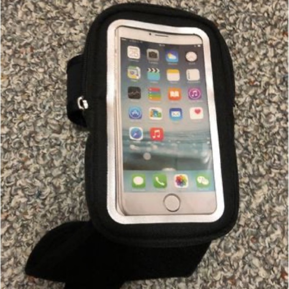 iPhone Holder (fits most Models) for Wrist